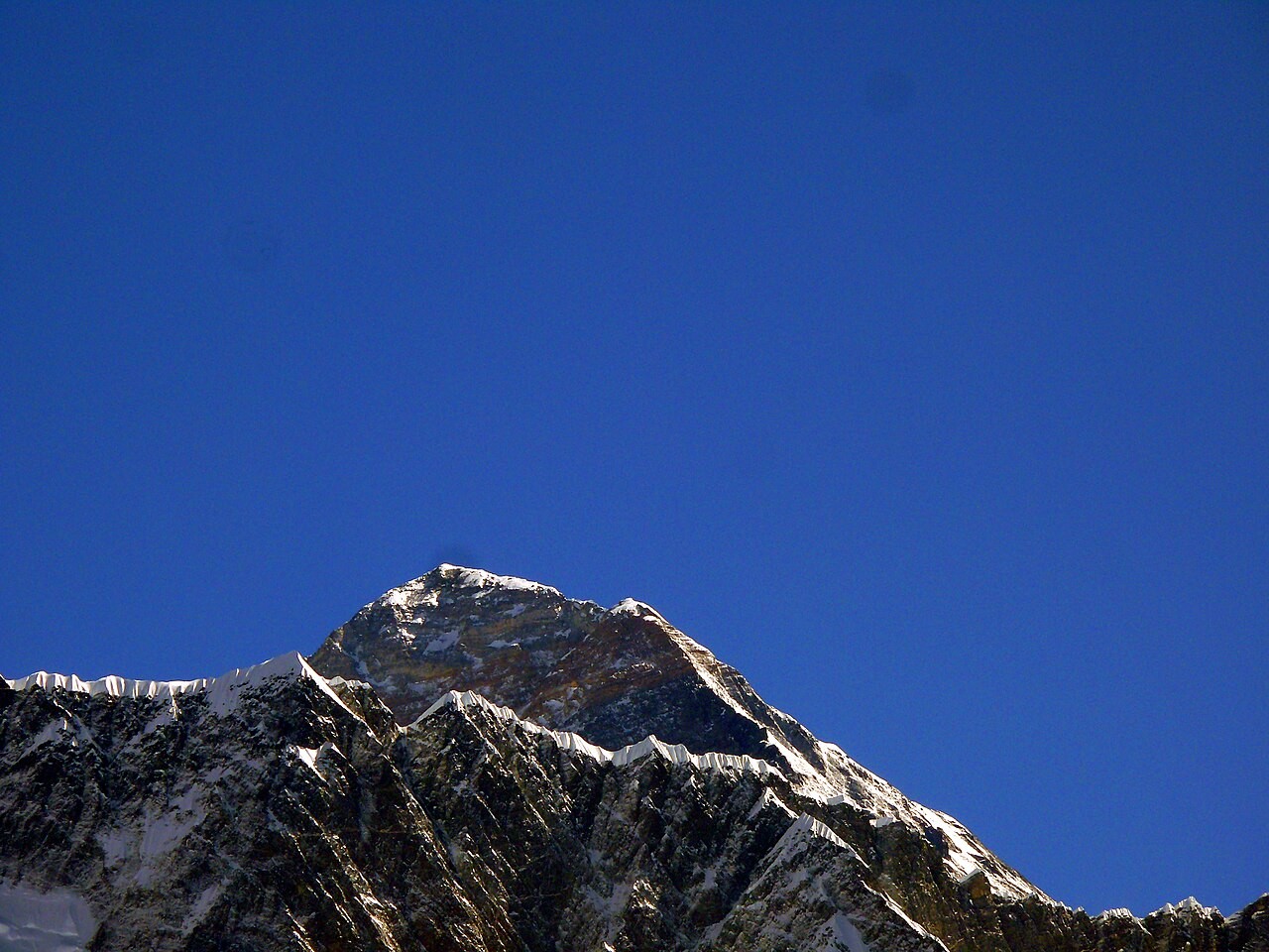 Mount Everest, with its South Summit visible. Mountain landscape photograph, not a record of Khumalo’s summit day.