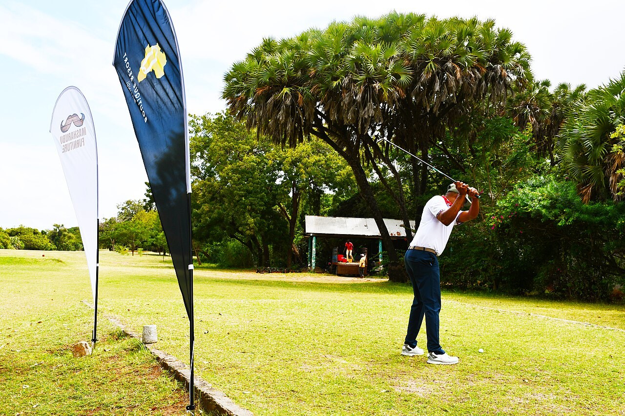A golfer at Malindi Golf and Country Club in Kenya during the 2025 Chenda Chenda Festival. This is not Okoko or the Nakuru event.