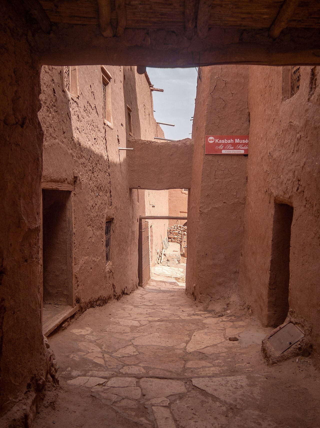 Earthen passageway at Aït-Ben-Haddou, photographed in 2019. File image illustrating the settlement’s architecture.